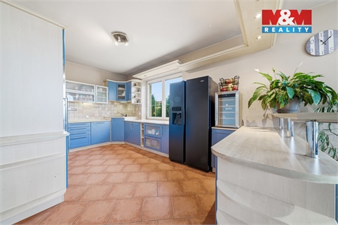 Prodej rodinného domu, 240 m² - 0