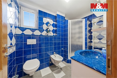 Prodej rodinného domu, 240 m² 12