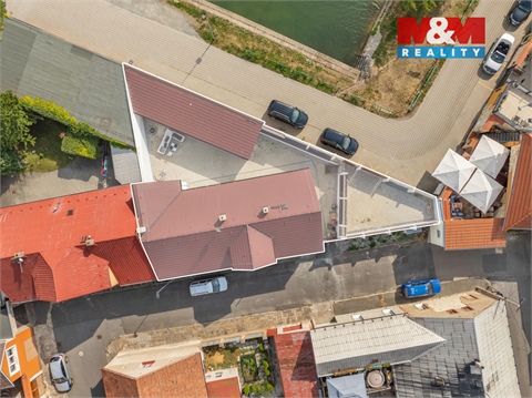 Prodej rodinného domu, 121 m² 2