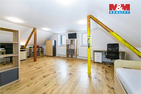 Prodej rodinného domu, 165 m² - 6