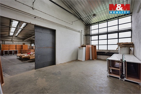 Prodej výrobního objektu, 2 060 m² 22