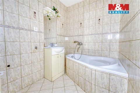 Prodej bytu 3+1, 77 m² - 2