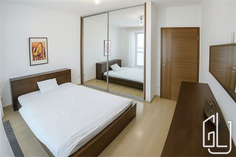 Pronájem bytu 3kk, 77 m² 4