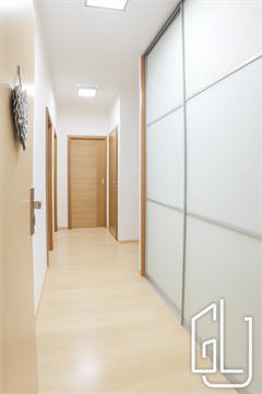 Pronájem bytu 3kk, 77 m² 8