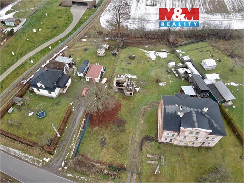 Prodej stavebního pozemku, 1 045 m² 0