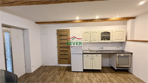 Prodej rodinného domu, 220 m² - 12