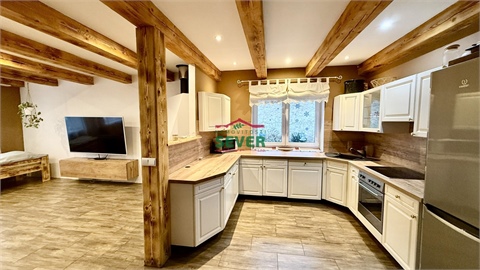 Prodej rodinného domu, 220 m² - 4