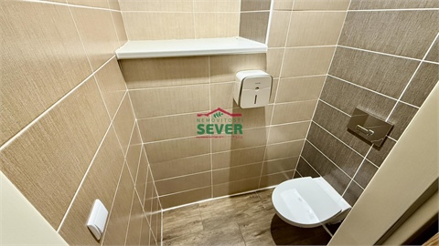 Prodej rodinného domu, 220 m² 16