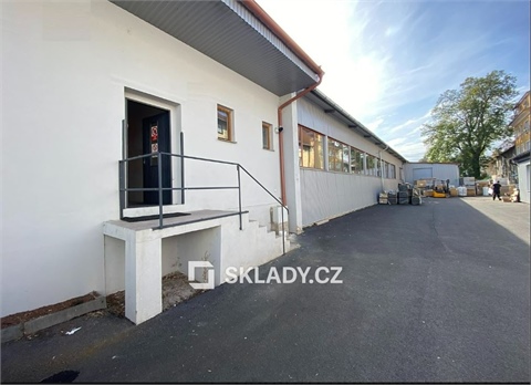 Pronájem skladu / haly, 400 m² - 0
