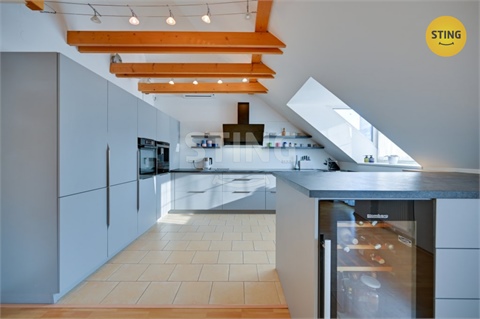 Prodej komerčního objektu, 609 m² - 14