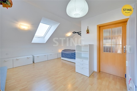 Prodej komerčního objektu, 609 m² 18