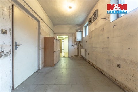 Prodej obchodních prostor, 140 m² 16