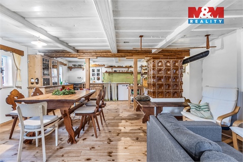 Prodej rodinného domu, 179 m² 2