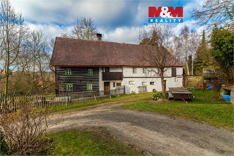 Prodej rodinného domu, 179 m² 0