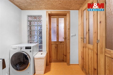 Prodej rodinného domu, 179 m² 10