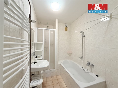 Pronájem rodinného domu, 200 m² 6