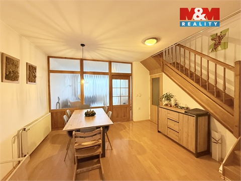 Pronájem rodinného domu, 200 m² 2