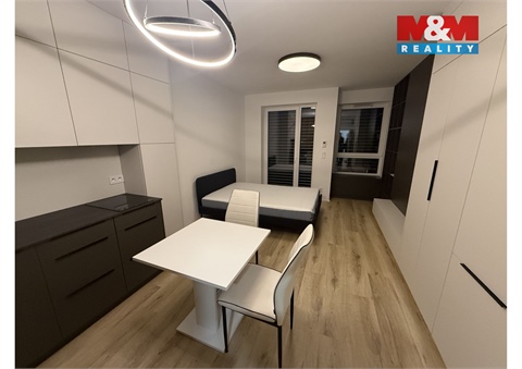 Pronájem bytu 1kk, 33 m² - 2