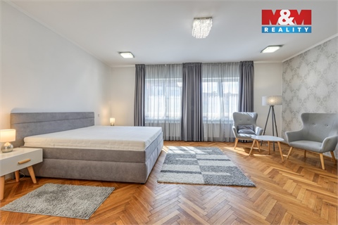 Pronájem bytu 3+1, 140 m² 16