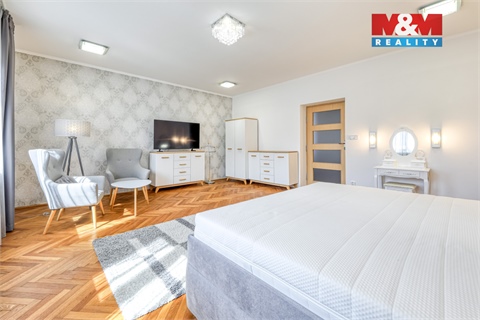 Pronájem bytu 3+1, 140 m² - 8