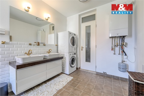 Pronájem bytu 3+1, 140 m² 12