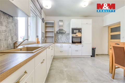 Pronájem bytu 3+1, 140 m² 14