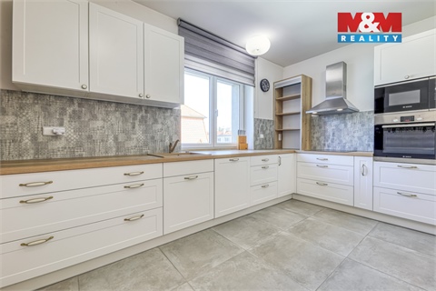 Pronájem bytu 3+1, 140 m² - 12