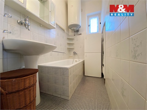 Prodej rodinného domu, 135 m² - 2