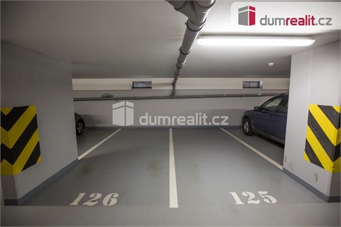 Pronájem bytu 4kk, 94 m² - 24