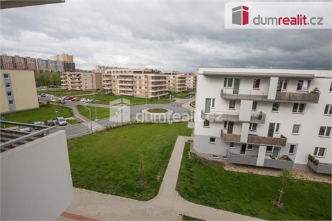 Pronájem bytu 4kk, 94 m² 28