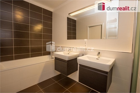 Pronájem bytu 4kk, 94 m² - 6