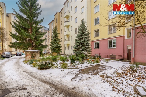 Prodej bytu 2+1, 55 m² - 24