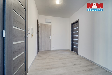 Prodej bytu 3+1, 64 m² 8