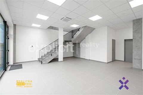 Pronájem obchodních prostor, 444 m² 4