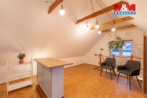 Prodej rodinného domu, 147 m² - 12