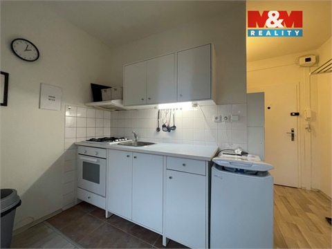 Pronájem bytu 1+1, 38 m² 6