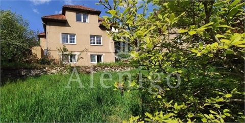 Prodej rodinného domu, 275 m² - 0