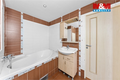 Prodej bytu 3+1, 68 m² - 12