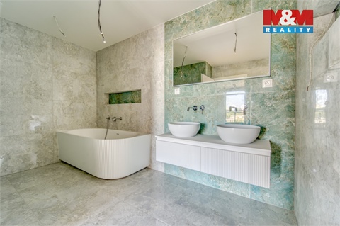 Prodej bytu 3kk, 134 m² - 0