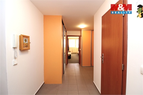 Pronájem bytu 3kk, 87 m² 12