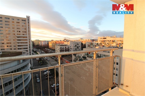 Pronájem bytu 3kk, 87 m² 14