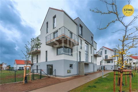 Pronájem bytu 2kk, 68 m² - 12