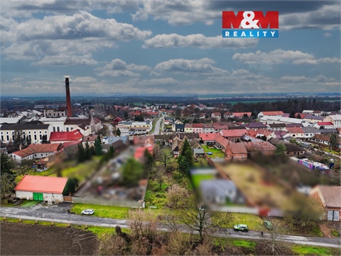 Prodej stavebního pozemku, 980 m² 0