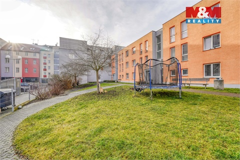 Prodej bytu 2kk, 48 m² - 12