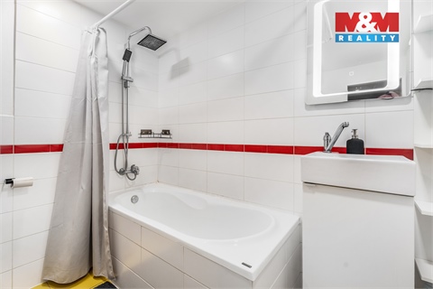 Prodej bytu 3+1, 79 m² - 2