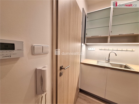 Pronájem bytu 2kk, 36 m² - 12