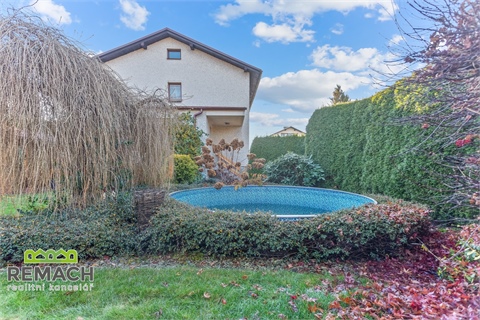 Prodej rodinného domu, 250 m² - 28