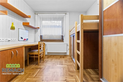 Prodej rodinného domu, 250 m² 10