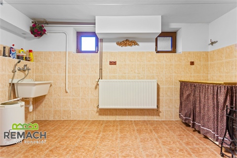 Prodej rodinného domu, 250 m² 18