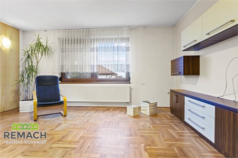 Prodej rodinného domu, 250 m² - 12